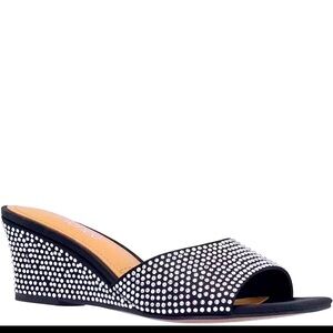 J Renee Coralie 5.5 Black/clear rhinestone embellished wedge sandals